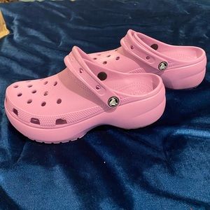 Platform crocs